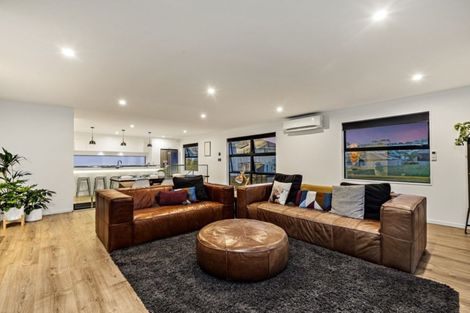 Photo of property in 22 Trevally Place, Snells Beach, 0920