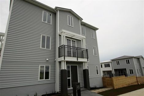 Photo of property in 40 Fernly Rise, Flat Bush, Auckland, 2019