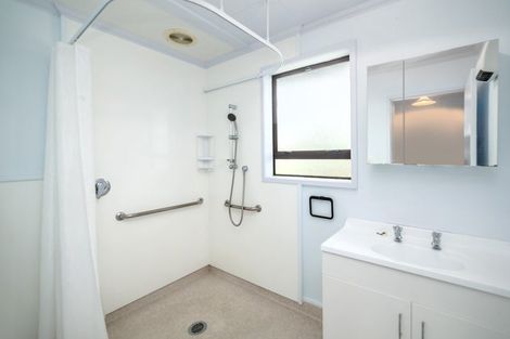 Photo of property in 1a Mahupuku Street, Greytown, 5712