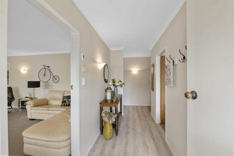 Photo of property in 3 Climie Crescent, Hawera, 4610