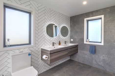 Photo of property in 28 Oriwa Lane, Levin, 5571