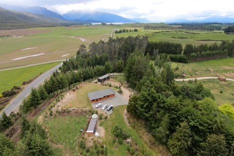 Photo of property in 681a Manapouri-te Anau Highway, Te Anau, 9679