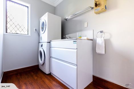 Photo of property in 1/11 Thurlestone Place, Burnside, Christchurch, 8053