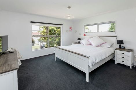 Photo of property in 62 Edendale Road, Somerville, Auckland, 2014
