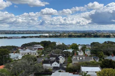 Photo of property in 58/45 Stanley Road, Stanley Point, Auckland, 0624