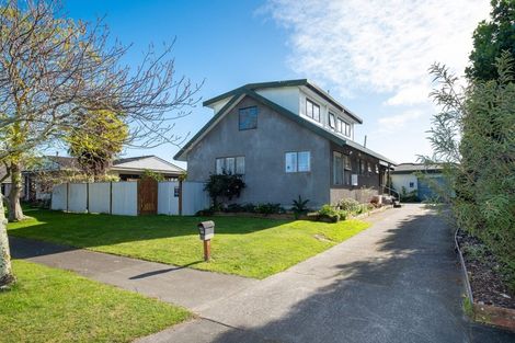 Photo of property in 10 Donegal Crescent, Tamatea, Napier, 4112