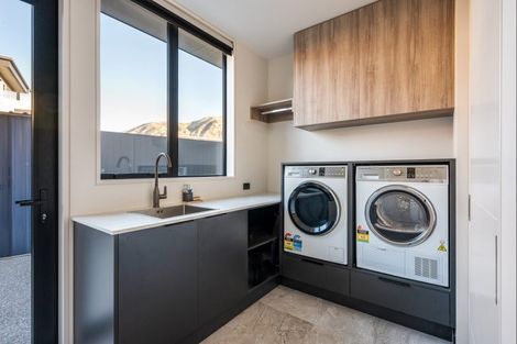 Photo of property in Meadowstone Alpha Series, 24 Jade Drive, Wanaka, 9305