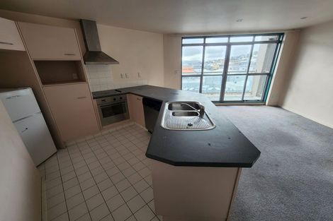 Photo of property in Grandstand Apartments, 9/80 Kent Terrace, Mount Victoria, Wellington, 6011