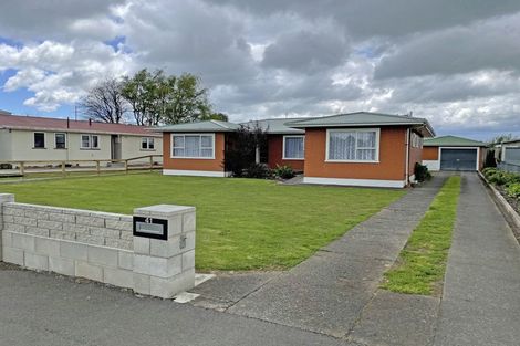 Photo of property in 41 Miller Street, Dannevirke, 4930