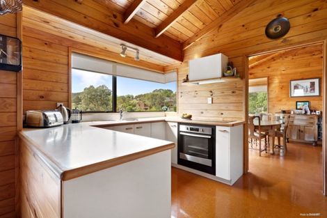 Photo of property in 39 Pipitiwai Drive, Helensville, Kaukapakapa, 0871