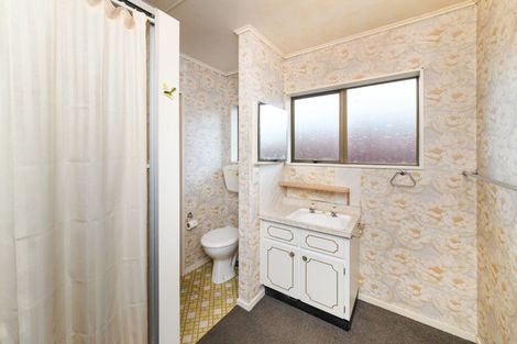 Photo of property in 2 Bethel Court, Milson, Palmerston North, 4414