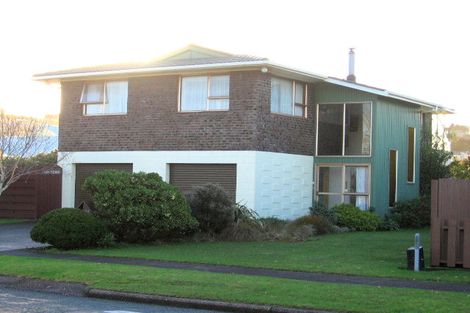 Photo of property in 113 Florence Avenue, Orewa, 0931