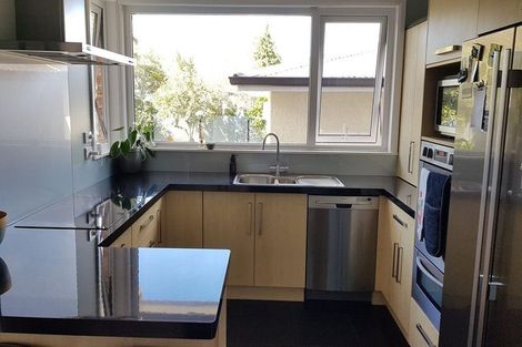 Photo of property in 10 Swansea Street, Hokowhitu, Palmerston North, 4410