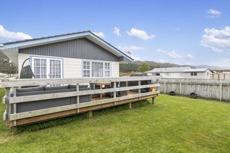 Photo of property in 2 Stockdale Street, Wainuiomata, Lower Hutt, 5014
