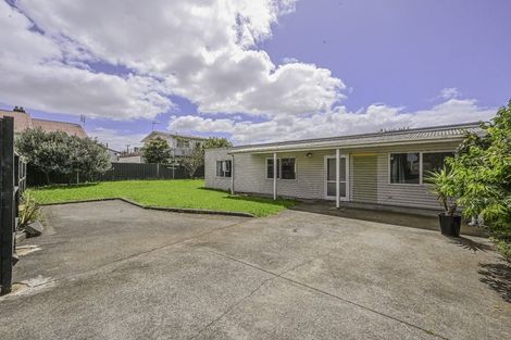Photo of property in 98 Wallace Road, Papatoetoe, Auckland, 2025