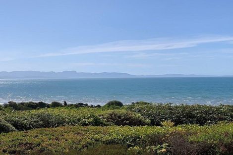 Photo of property in 25 Bay Vista Drive, Pohara, Takaka, 7183