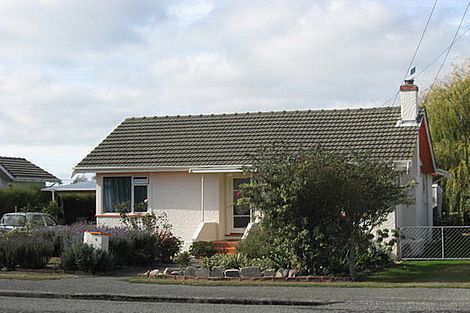 Photo of property in 9 Moorhouse Street, Waimate, 7924