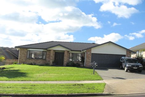 Photo of property in 2 Manara Place, The Gardens, Auckland, 2105