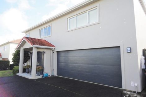 Photo of property in 12b Karetu Road, Greenlane, Auckland, 1051