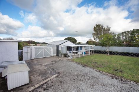 Photo of property in 64 Phillips Street, Sanson, 4817