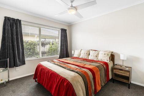 Photo of property in 9 Corfield Way, Burswood, Auckland, 2013