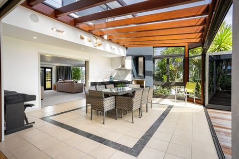 Photo of property in 12 Pelican Place, Whitianga, 3510