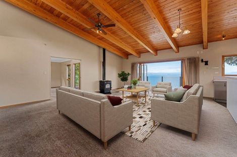 Photo of property in 47 Whakamoenga Point, Acacia Bay, Taupo, 3385