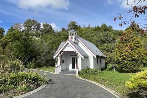 Photo of property in 59 Chamberlain Road, Bombay, 2675