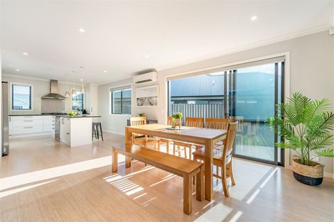 Photo of property in 7 Don Griffin Grove, Trentham, Upper Hutt, 5018