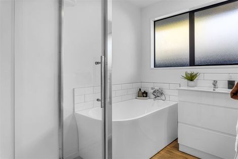 Photo of property in 1/14 Innisfree Place, Northwood, Christchurch, 8051