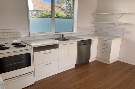 Photo of property in 17 Kearneys Road, Linwood, Christchurch, 8062