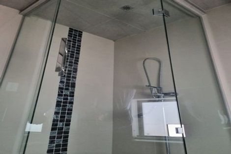 Photo of property in 63a Archibald Road, Kelston, Auckland, 0602