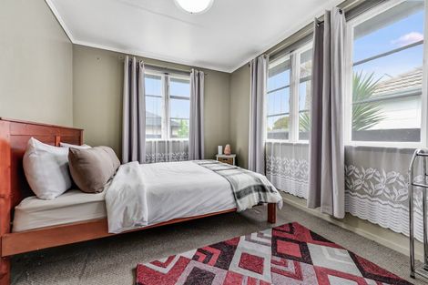 Photo of property in 98 Holland Road, Fairfield, Hamilton, 3214