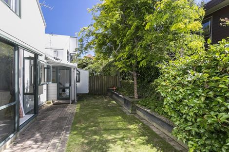 Photo of property in 150c Karori Road, Karori, Wellington, 6012