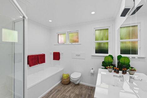 Photo of property in 112 Forbury Road, Saint Clair, Dunedin, 9012