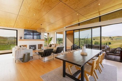 Photo of property in 47 Waiou Road, Waipukurau, 4281