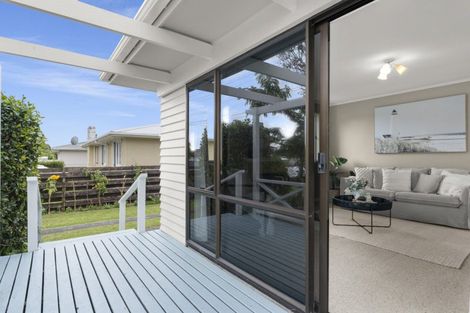 Photo of property in 49 Queen Road, Bellevue, Tauranga, 3110