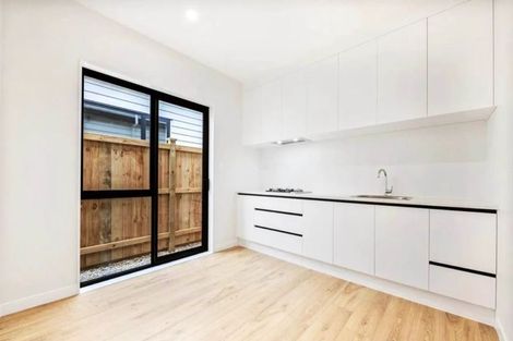 Photo of property in 6 Selwyn Downs Lane, Opaheke, Papakura, 2113