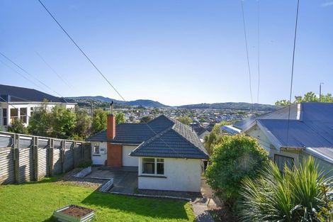 Photo of property in 37 Easther Crescent, Kew, Dunedin, 9012