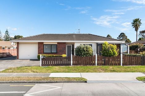 Photo of property in 62a Gloucester Road, Mount Maunganui, 3116
