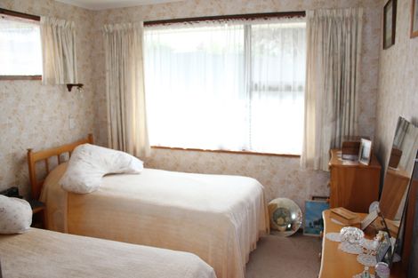 Photo of property in 6a Stuart Street, Holmes Hill, Oamaru, 9401