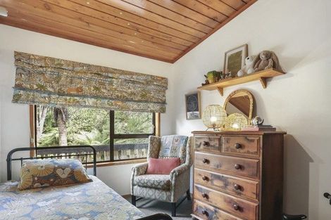 Photo of property in 23 Victory Road, Laingholm, Auckland, 0604