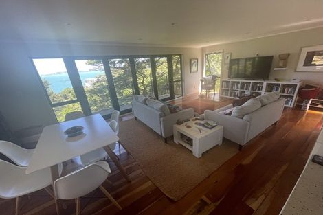 Photo of property in 42 Howard Road, Point Howard, Lower Hutt, 5013