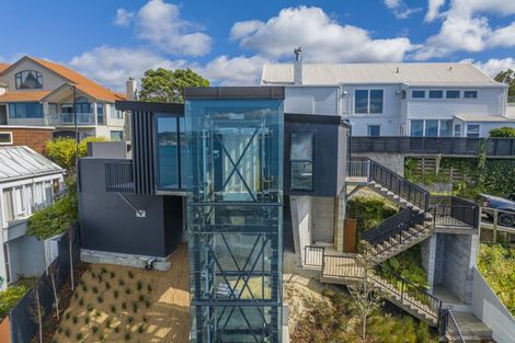 Photo of property in 14 Shalimar Crescent, Khandallah, Wellington, 6035