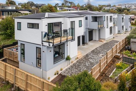 Photo of property in 24a Killarney Avenue, Torbay, Auckland, 0630