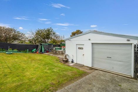 Photo of property in 31 Cross Street, Castlecliff, Whanganui, 4501