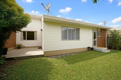 Photo of property in 25 Pomaria Road, Henderson, Auckland, 0610