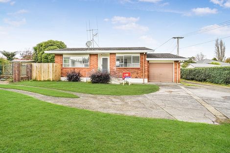 Photo of property in 50c Braid Road, St Andrews, Hamilton, 3200