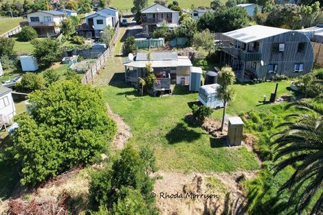 Photo of property in 32 Sandy Beach Road, Tinopai, 0593