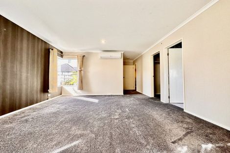 Photo of property in 23 Packspur Drive, Flat Bush, Auckland, 2016